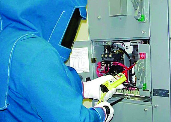 Learn proven ways to protect workers at SEL arc-flash mitigation webinar