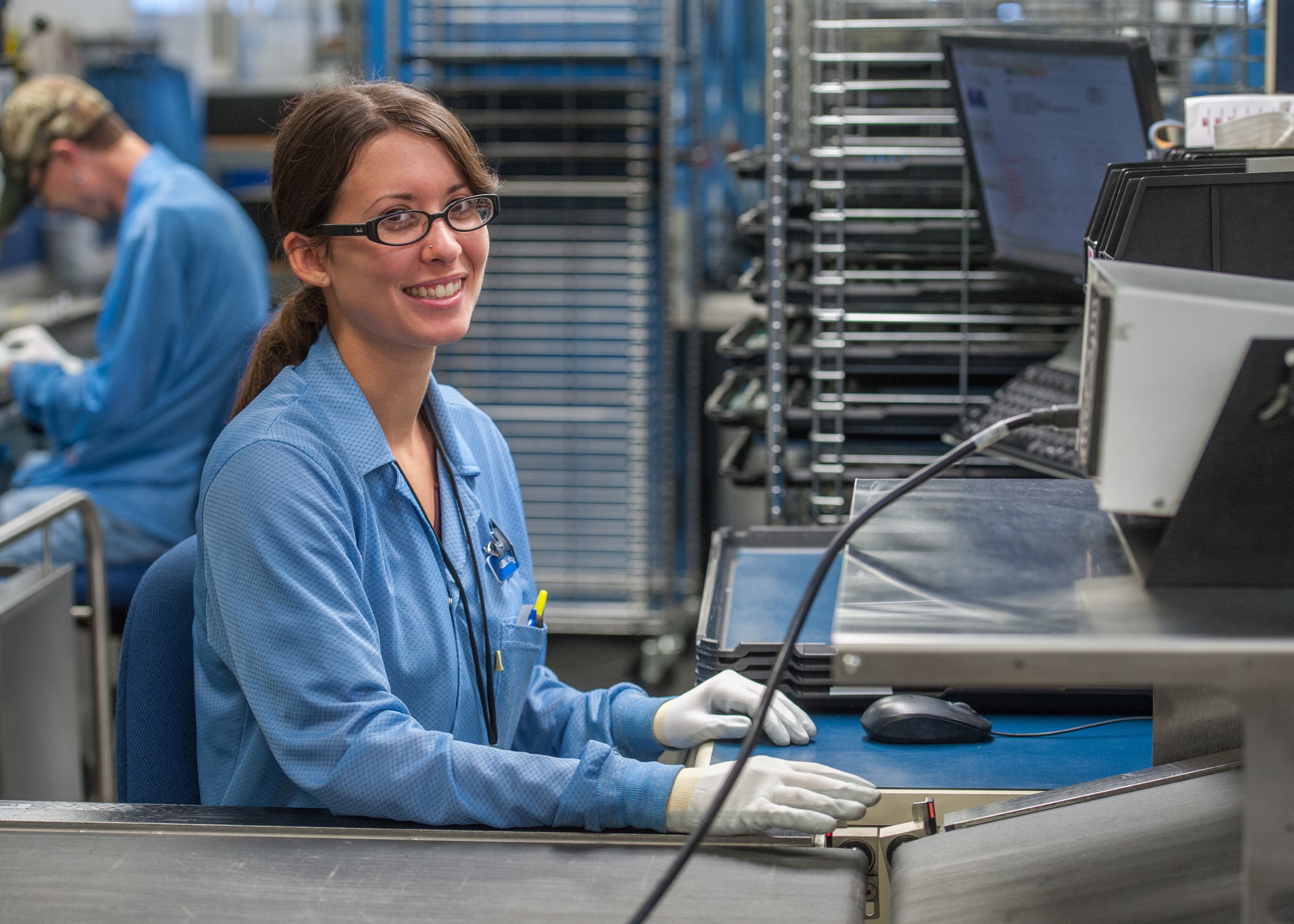 SEL raises starting hourly wage to $18