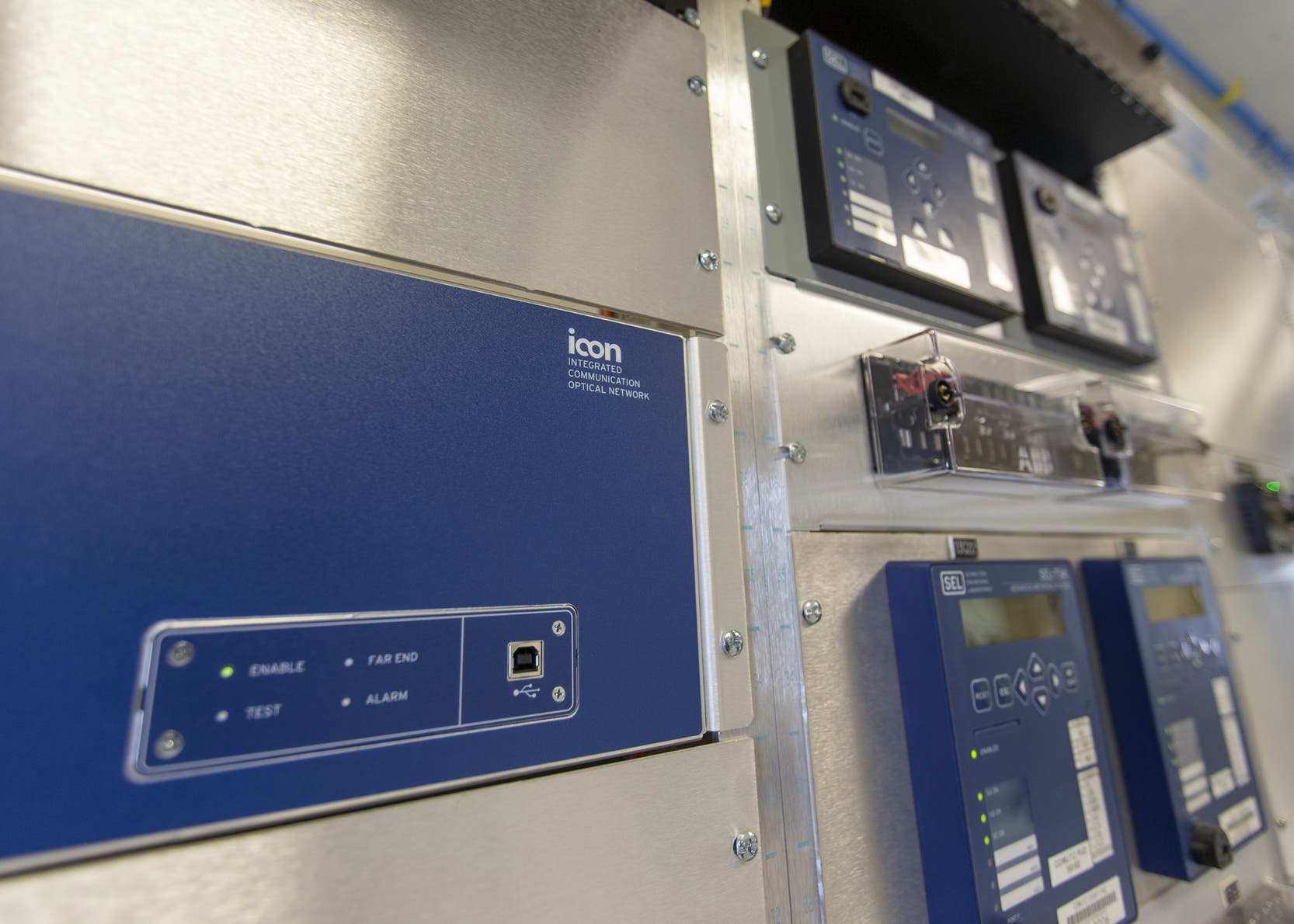 SEL introduces new approach for substation time synchronization