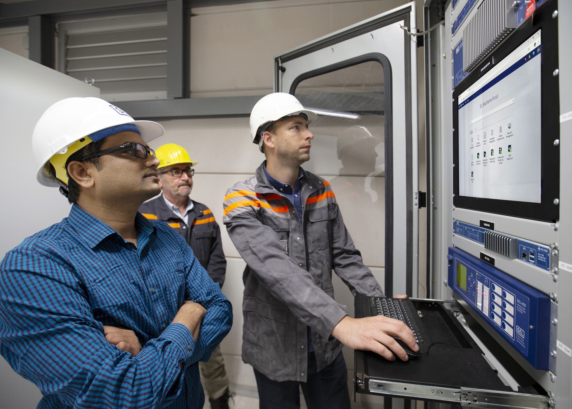 Webinar: Converged Industrial Edge — Simplify and secure IT and OT information exchange