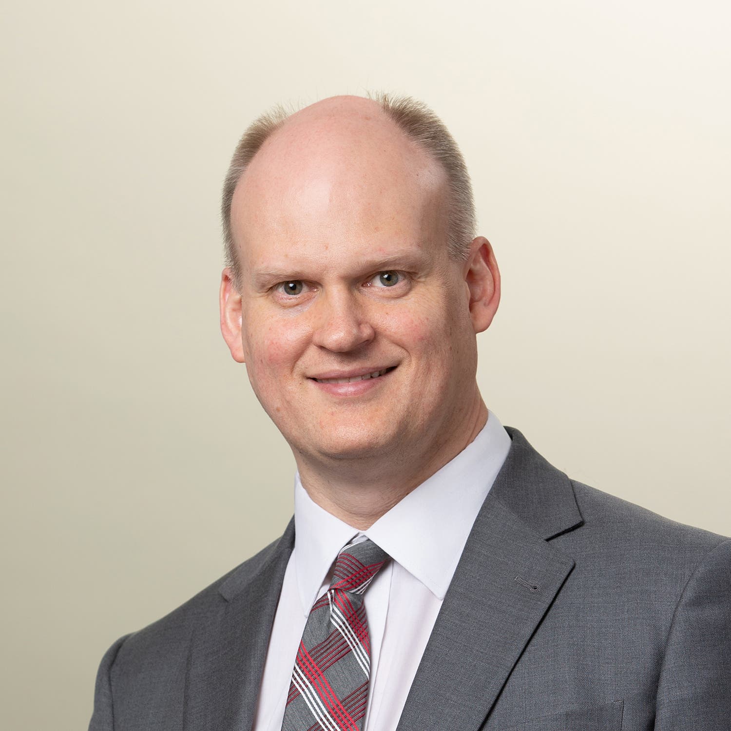 Dr. Ryan Bradetich