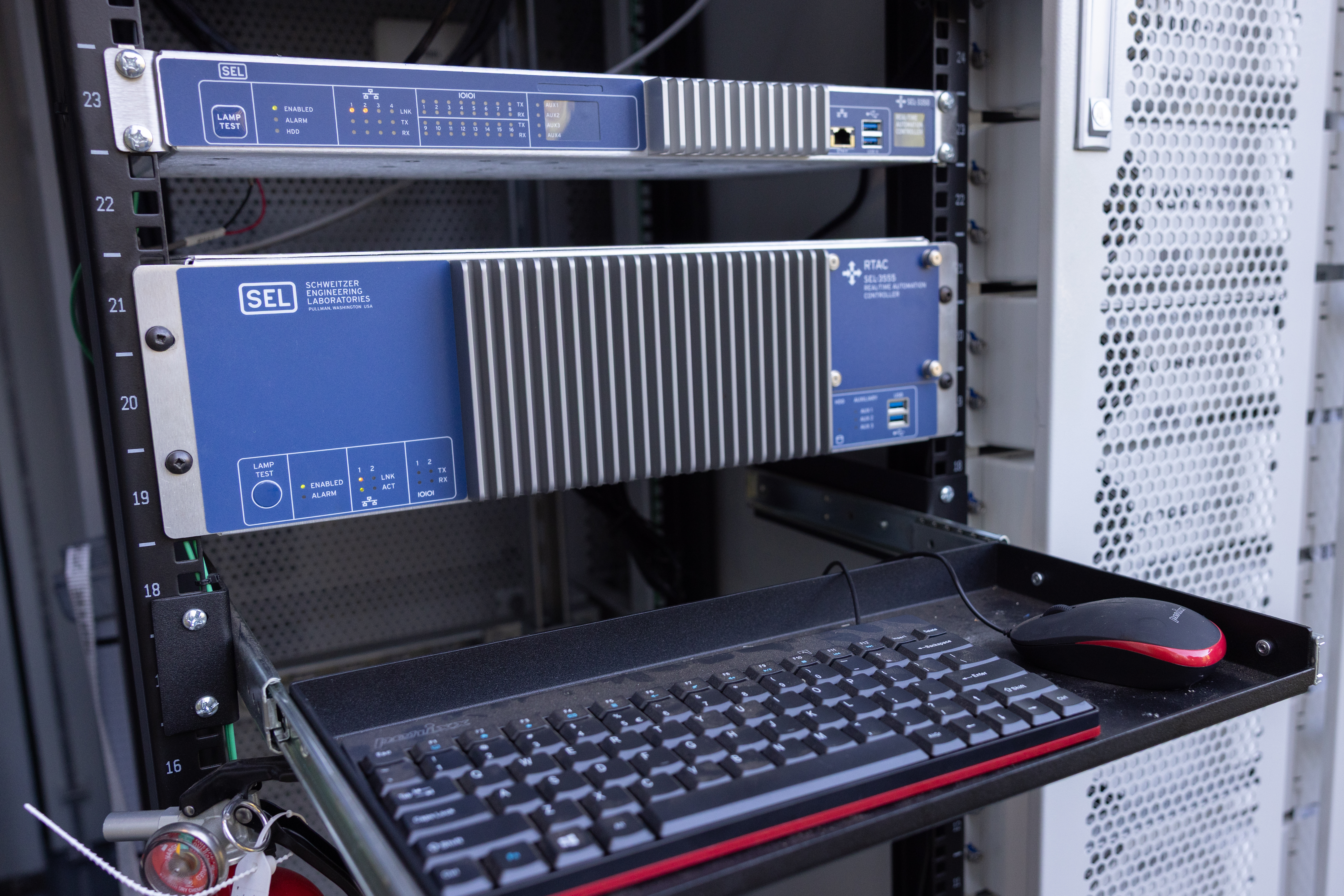 SEL-2902 RJ45 to DB-9 Adapter Panel | Schweitzer Engineering