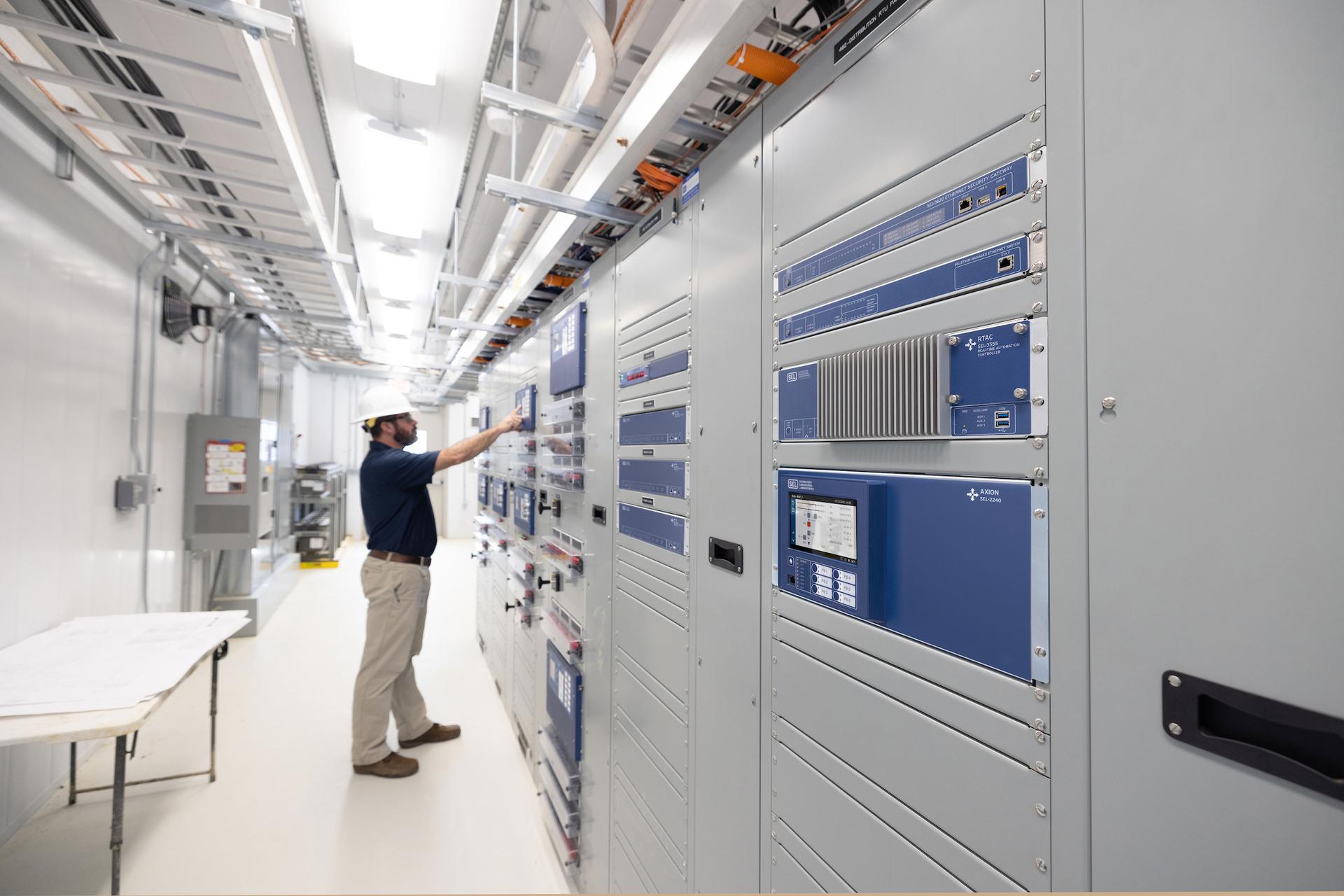 Webinar: Innovating DFR Solutions—Continuous Oscillography, Asset ...