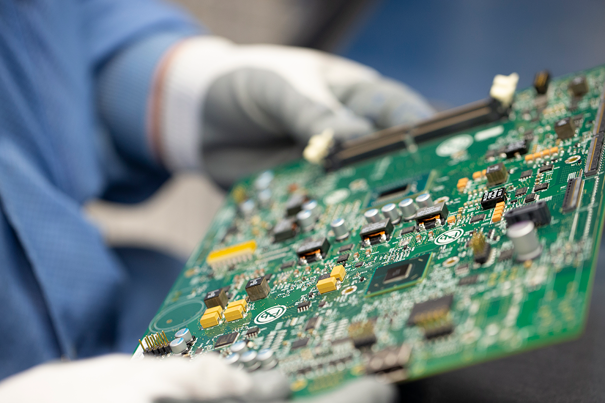 manufacturing_pcb_01.png